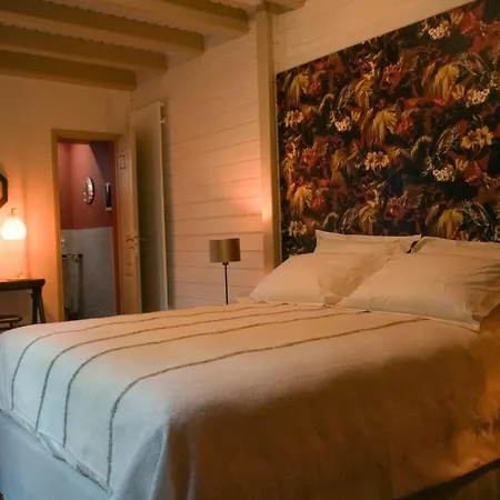 Le Clos De * LʼIsle-Adam